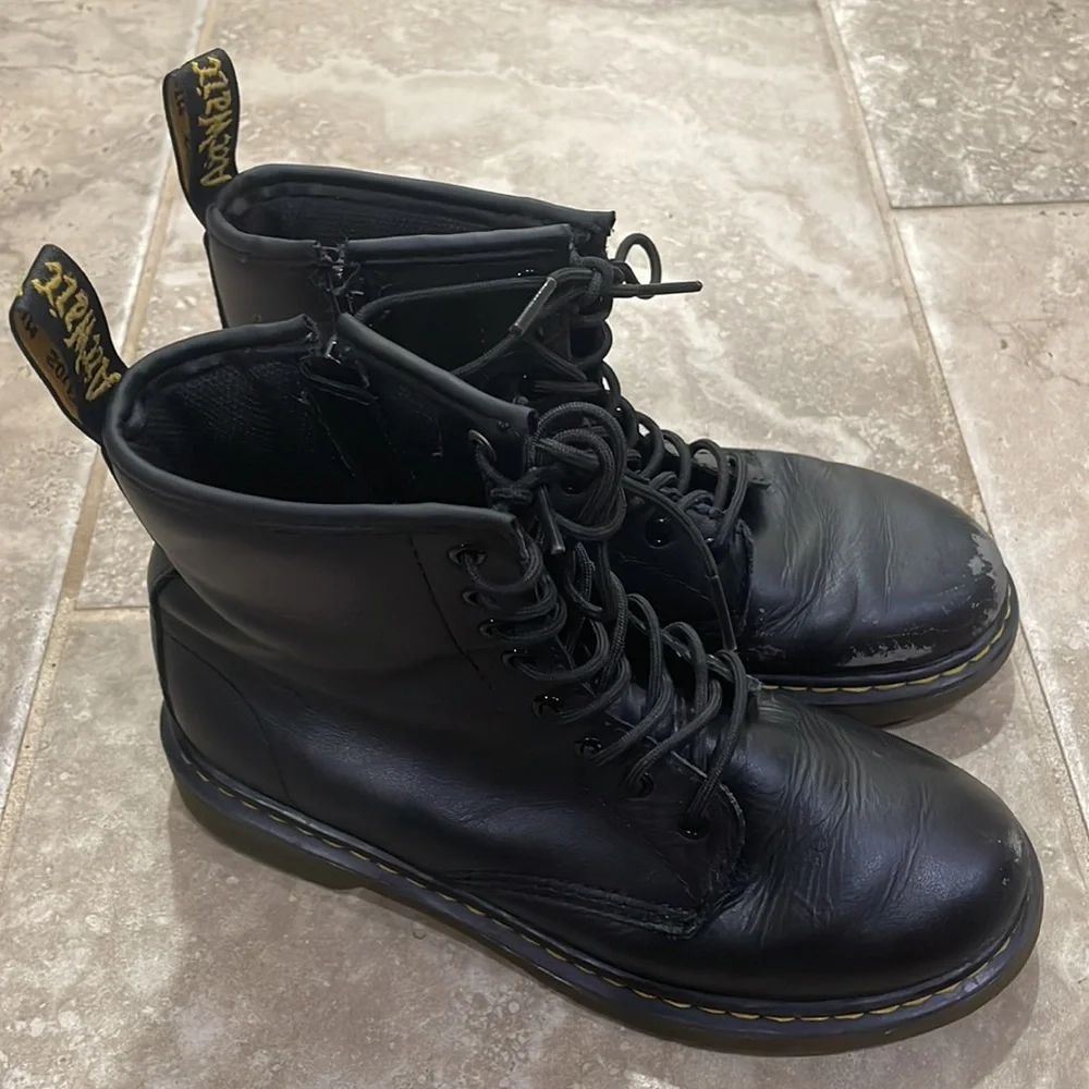 Dr Martens Junior 1460‎ softy T leather lace up boots sz 3